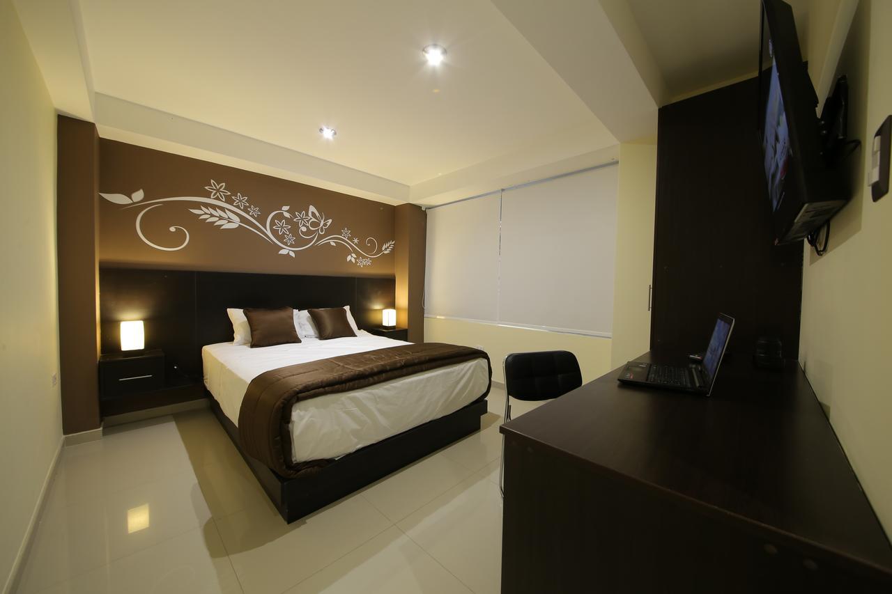 Hotel Solec ชิกลาโย ภายนอก รูปภาพ